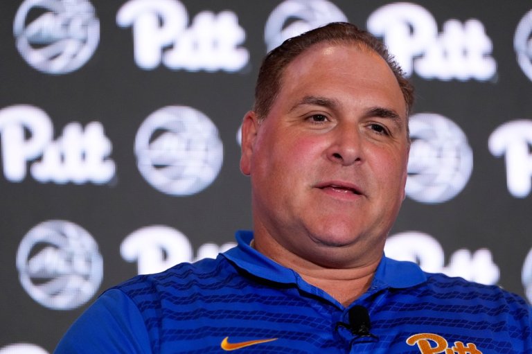 Former Pitt women's basketball players call coach Tory Verdi abusive, toxic in Title IX lawsuits | iNFOnews.ca