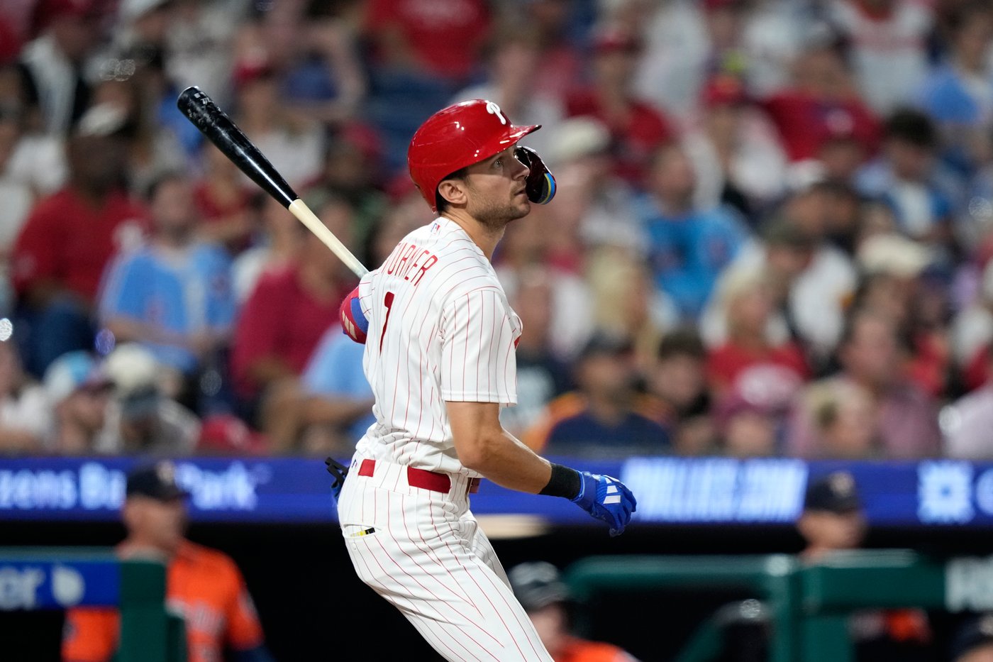 Schwarber hits grand slam for 44th homer in Phillies' 11-7 win over Astros | iNFOnews.ca