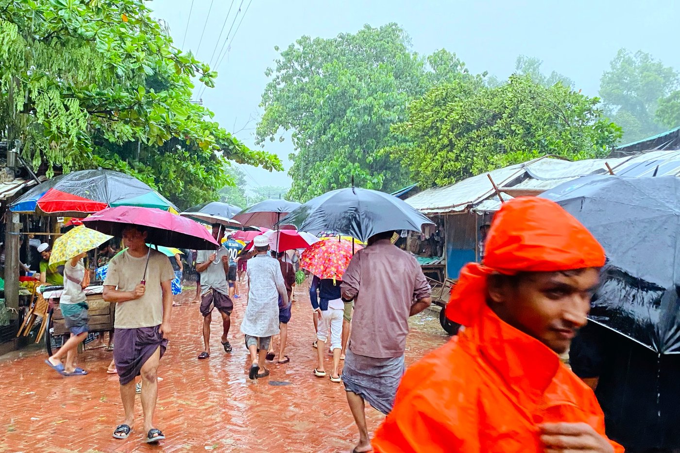 At least 5 children die in monsoon landslide at a Rohingya camp in Bangladesh | iNFOnews.ca At least 5 children die in monsoon landslide at a Rohingya camp in Bangladesh | iNFOnews.ca