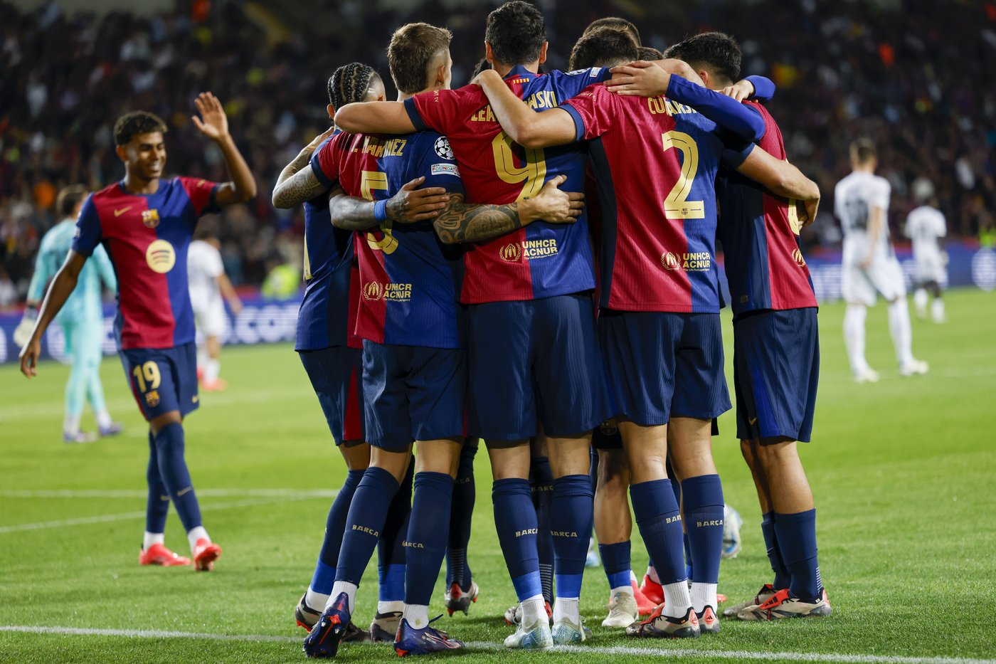 Dortmund scores 7 while Barcelona, Man City and Arsenal all win in Champions League | iNFOnews.ca Dortmund scores 7 while Barcelona, Man City and Arsenal all win in Champions League | iNFOnews.ca