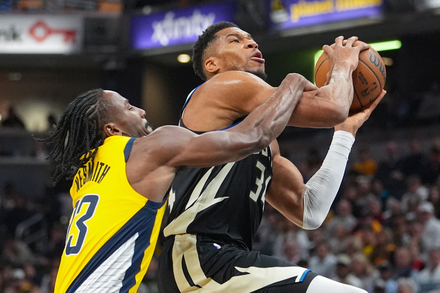 Antetokounmpo hits buzzer-beater to send Bucks past Pacers 117-115 in Turner's Indy return | iNFOnews.ca