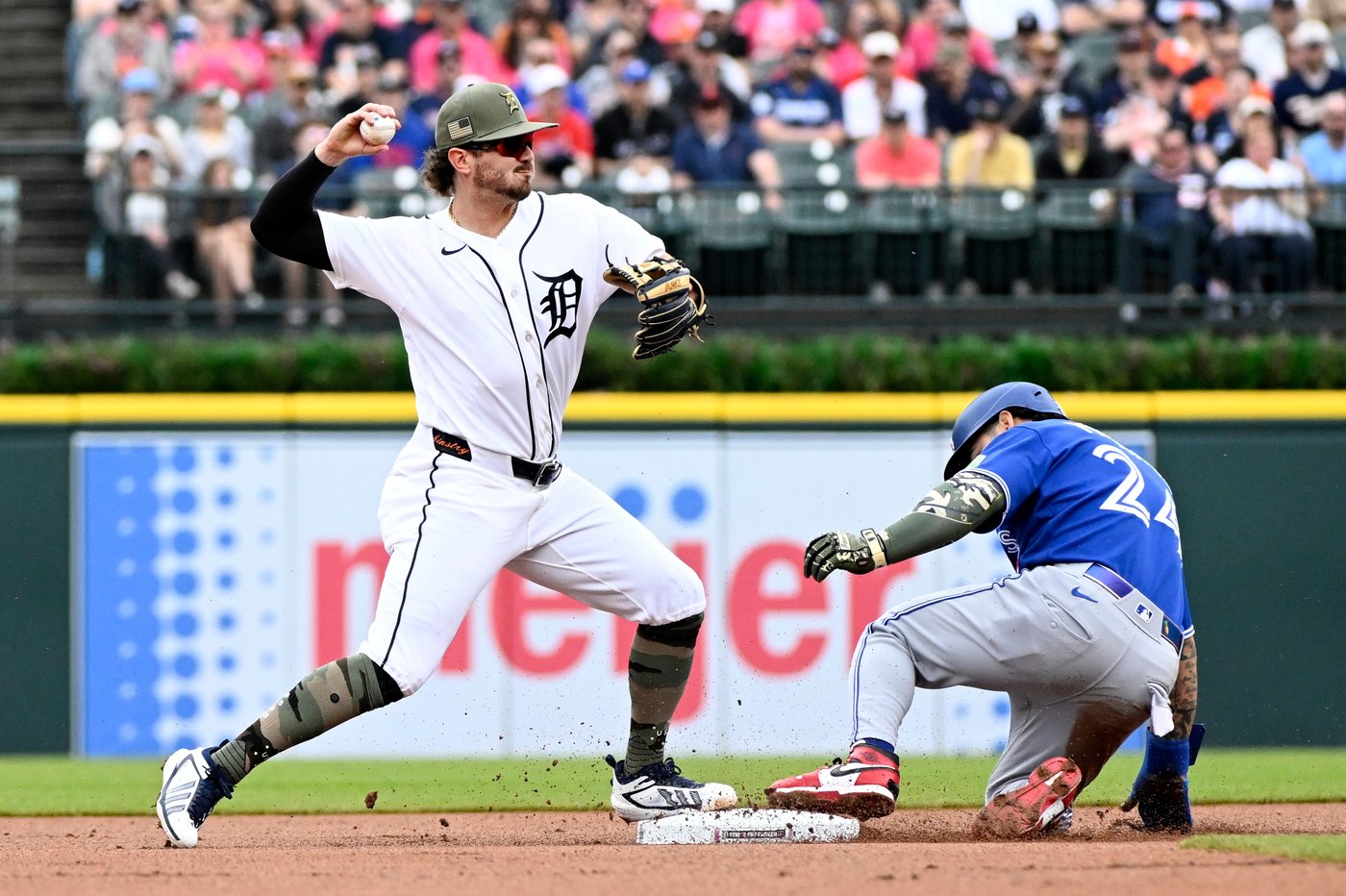 Daulton Varsho drives in the go-ahead run in the 10th as the Blue Jays beat the Tigers 2-1 | iNFOnews.ca