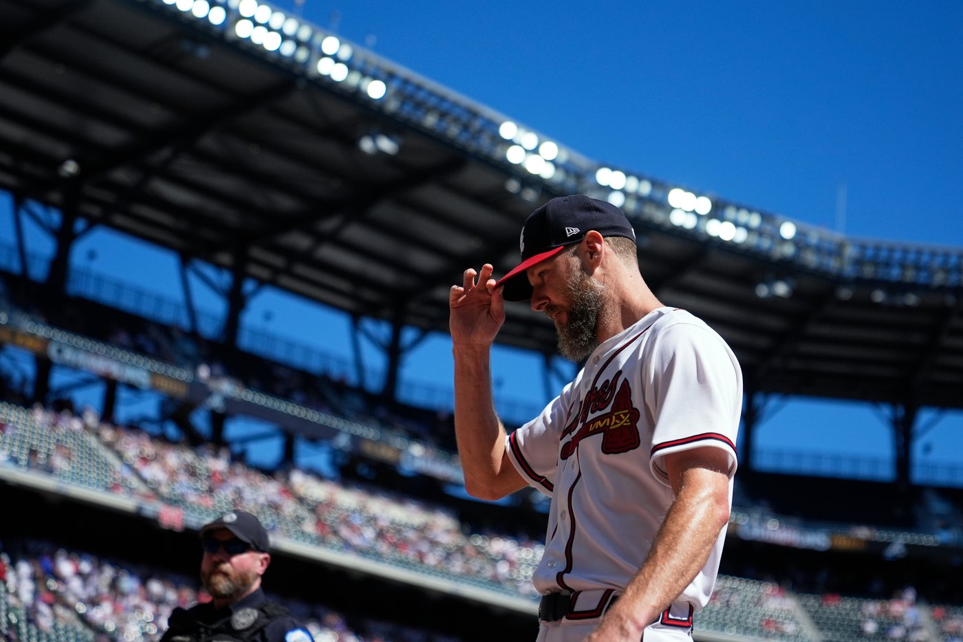 Thin MLB crowds in Atlanta, Houston reflect challenge of selling afternoon Wild Card Series tickets | iNFOnews.ca