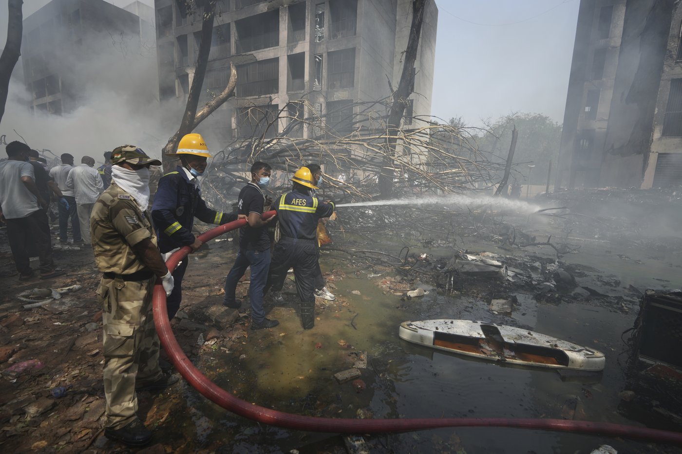PHOTO COLLECTION: India Plane Crash | iNFOnews.ca PHOTO COLLECTION: India Plane Crash | iNFOnews.ca