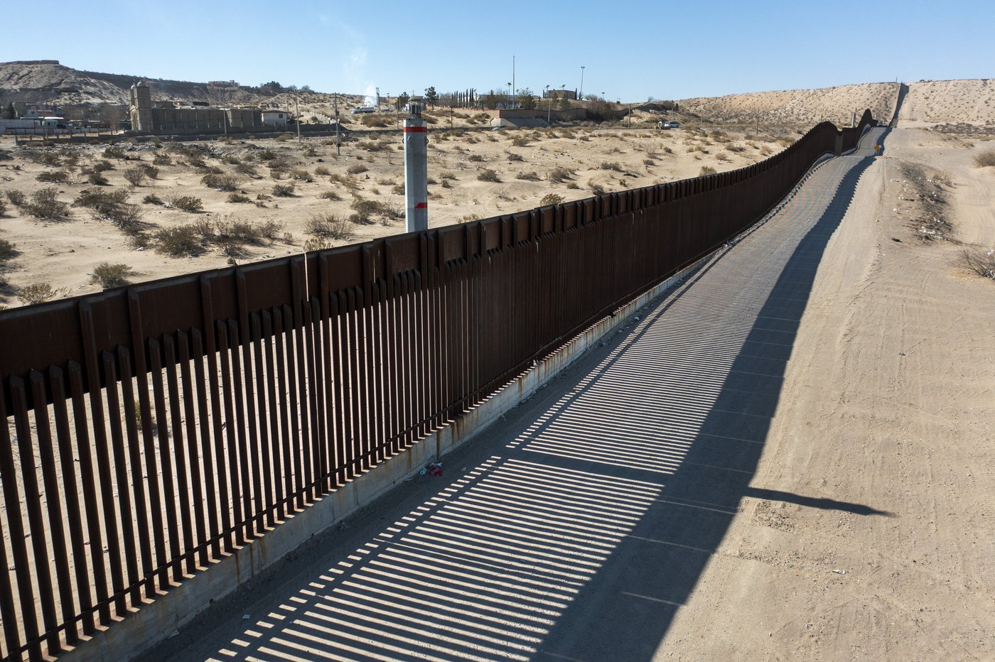 Migrants face a novel criminal charge in new border zone in New Mexico | iNFOnews.ca Migrants face a novel criminal charge in new border zone in New Mexico | iNFOnews.ca