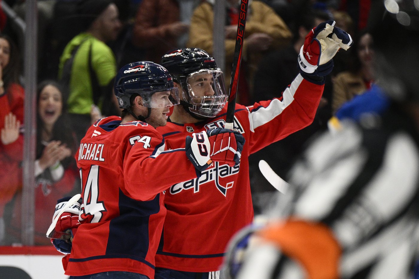 Wilson, surging Capitals hand Sabres ninth straight loss | iNFOnews.ca