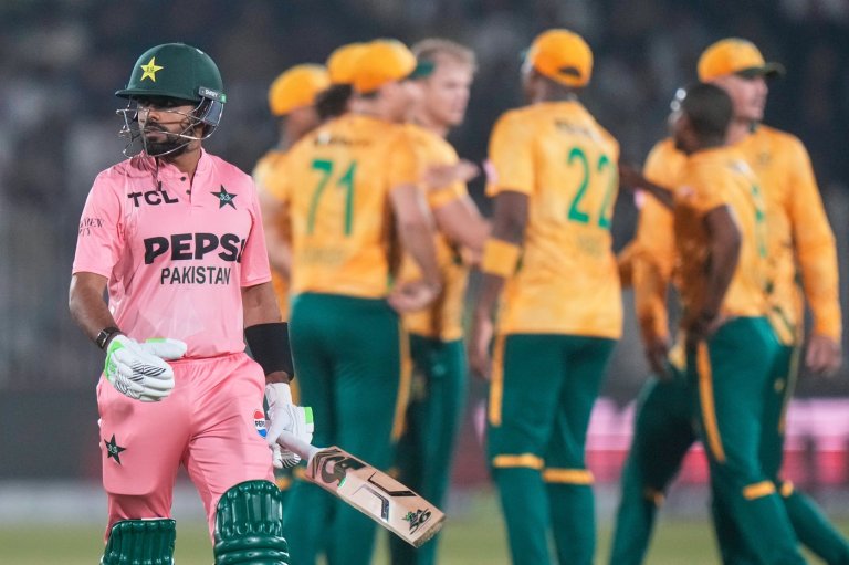 South Africa beats Pakistan as Babar goes for duck in his T20 comeback | iNFOnews.ca South Africa beats Pakistan as Babar goes for duck in his T20 comeback | iNFOnews.ca