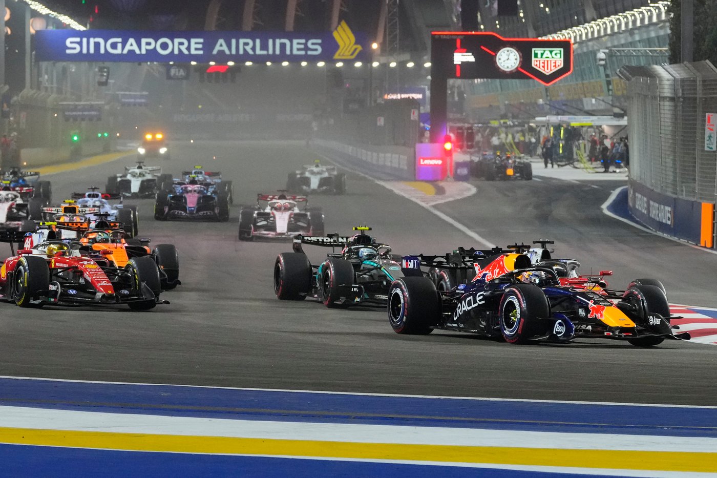 Max Verstappen wins Singapore Grand Prix as Kimi Antonelli closes in on F1 title | iNFOnews.ca Max Verstappen wins Singapore Grand Prix as Kimi Antonelli closes in on F1 title | iNFOnews.ca