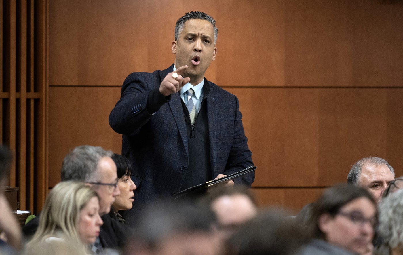 Carney's moves on labour and environment could create an opening for the opposition | iNFOnews.ca Carney's moves on labour and environment could create an opening for the opposition | iNFOnews.ca