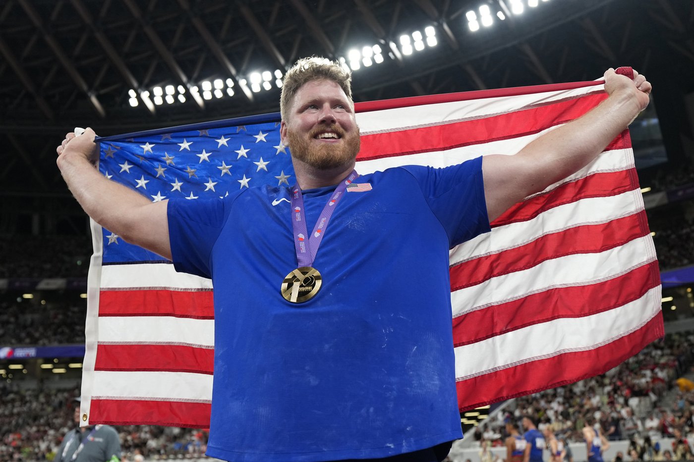 Ryan Crouser beats injury and wins his third world shot put title to go with three Olympics golds | iNFOnews.ca Ryan Crouser beats injury and wins his third world shot put title to go with three Olympics golds | iNFOnews.ca