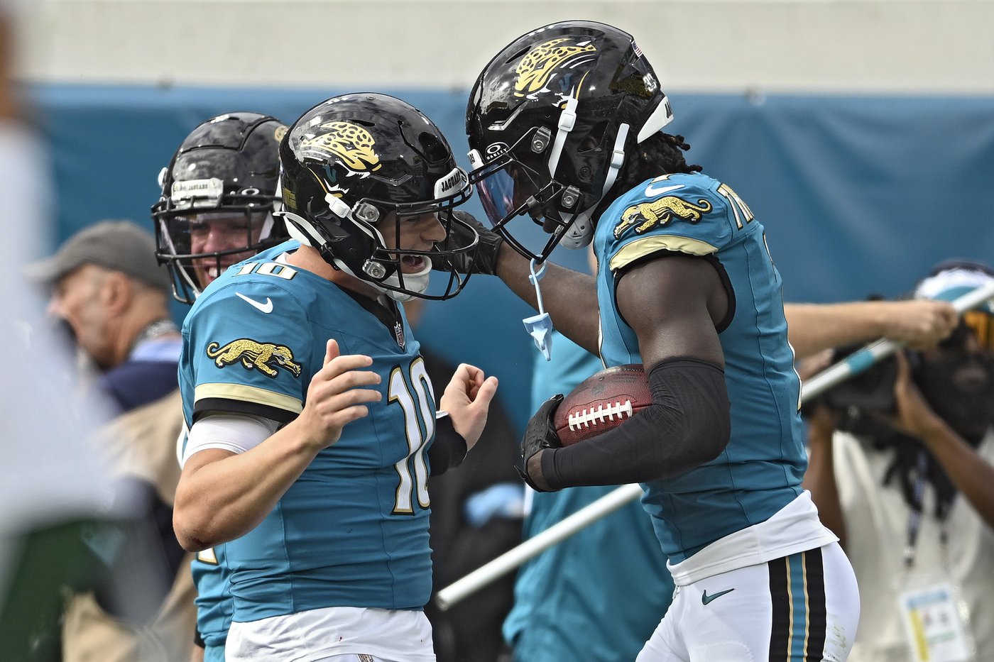 Brian Thomas sets team rookie records and gives the Jaguars hope for a brighter future | iNFOnews.ca