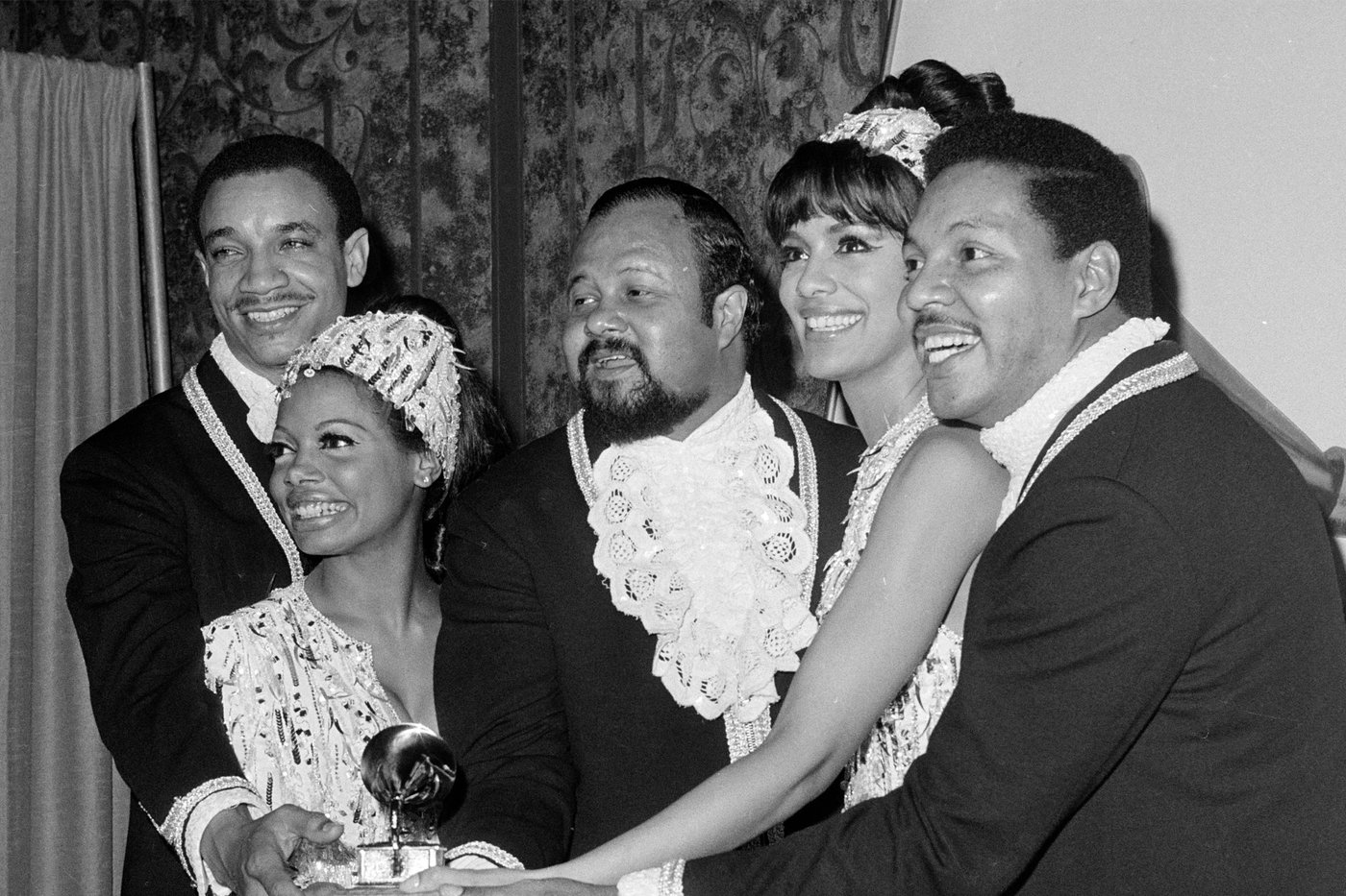 LaMonte McLemore, singer and founding member of The 5th Dimension, dies at 90 | iNFOnews.ca