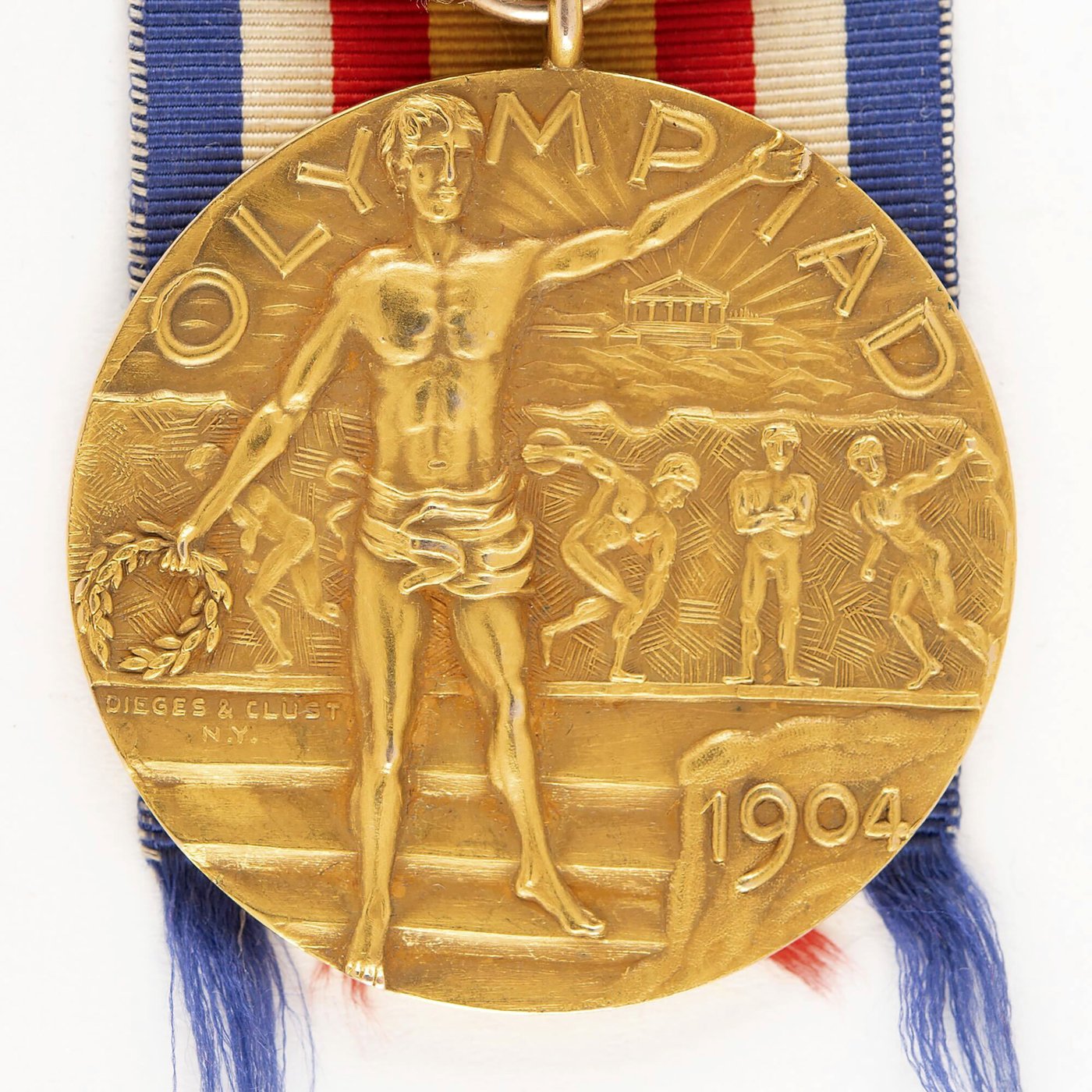 A rare gold medal from the 1904 St. Louis Olympics is up for auction | iNFOnews.ca