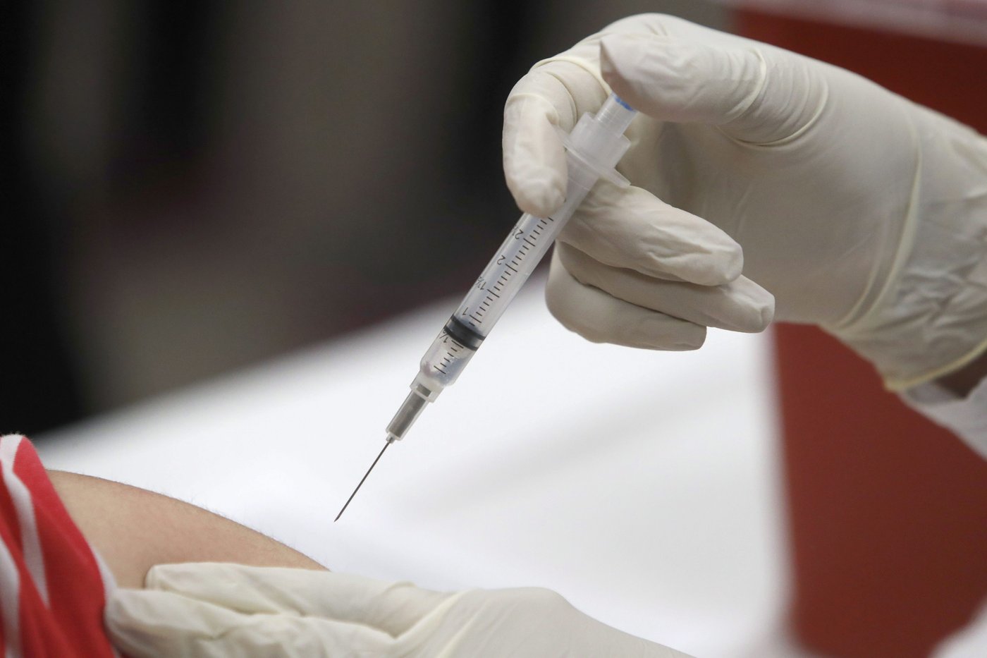 Here's what to know about flu, COVID-19 and RSV this respiratory virus season | iNFOnews.ca