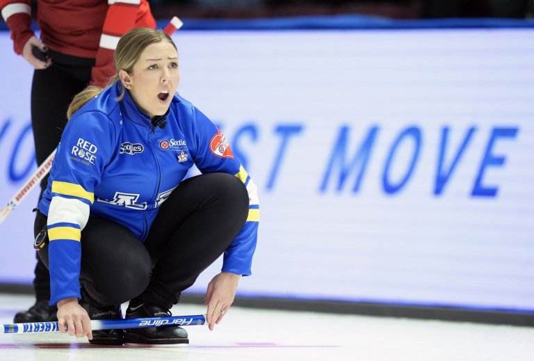 Sturmay scores seven in 10th end to avoid upset at Scotties Tournament of Hearts | iNFOnews.ca