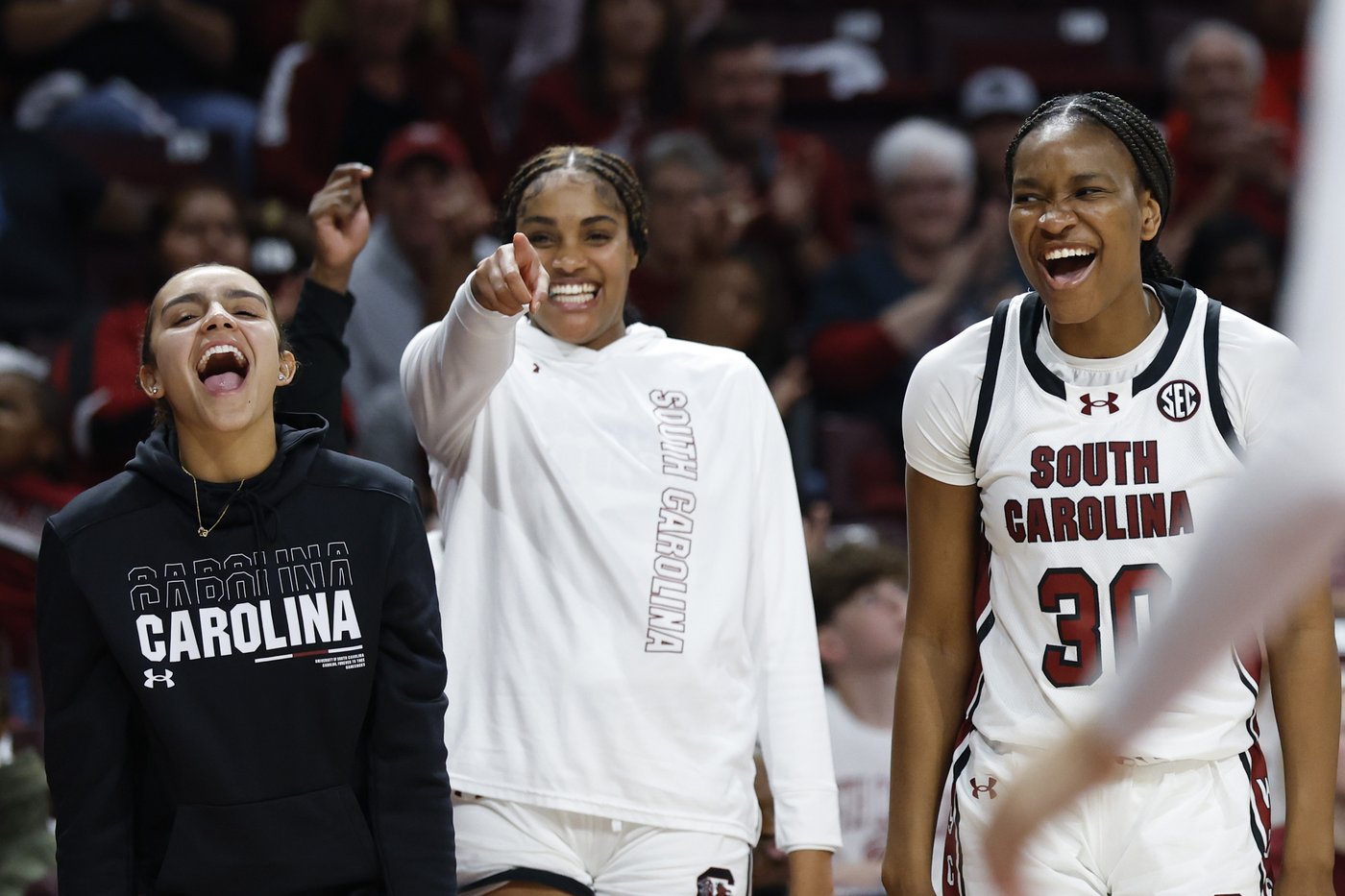 No. 1 South Carolina wins 42 straight, overwhelms East Carolina 95-44 | iNFOnews.ca No. 1 South Carolina wins 42 straight, overwhelms East Carolina 95-44 | iNFOnews.ca