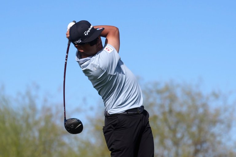 Hisatsune chips in for birdie after water ball, shoots 63 to take 2nd-round lead at Phoenix Open | iNFOnews.ca