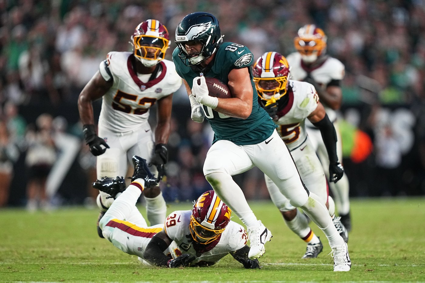 Eagles' new offense gets a passing grade after Week 1, but there's still work to be done | iNFOnews.ca Eagles' new offense gets a passing grade after Week 1, but there's still work to be done | iNFOnews.ca