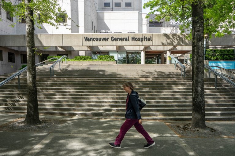 CP NewsAlert: B.C. nurses issue 72-hour strike notice after rejecting contract deal | iNFOnews.ca