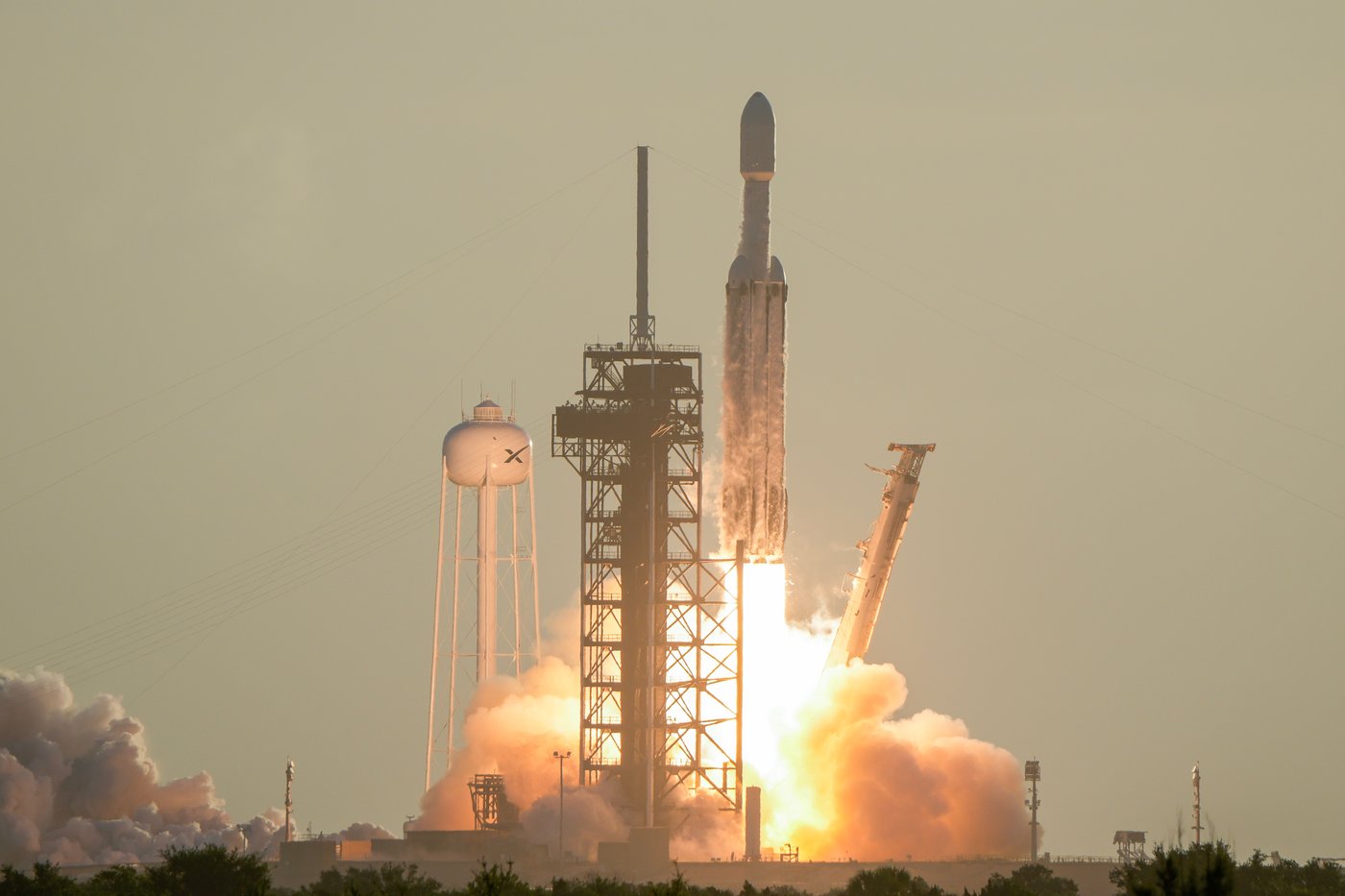 NASA's newest space telescope launches on a quest to explore the hidden universe | iNFOnews.ca NASA's newest space telescope launches on a quest to explore the hidden universe | iNFOnews.ca