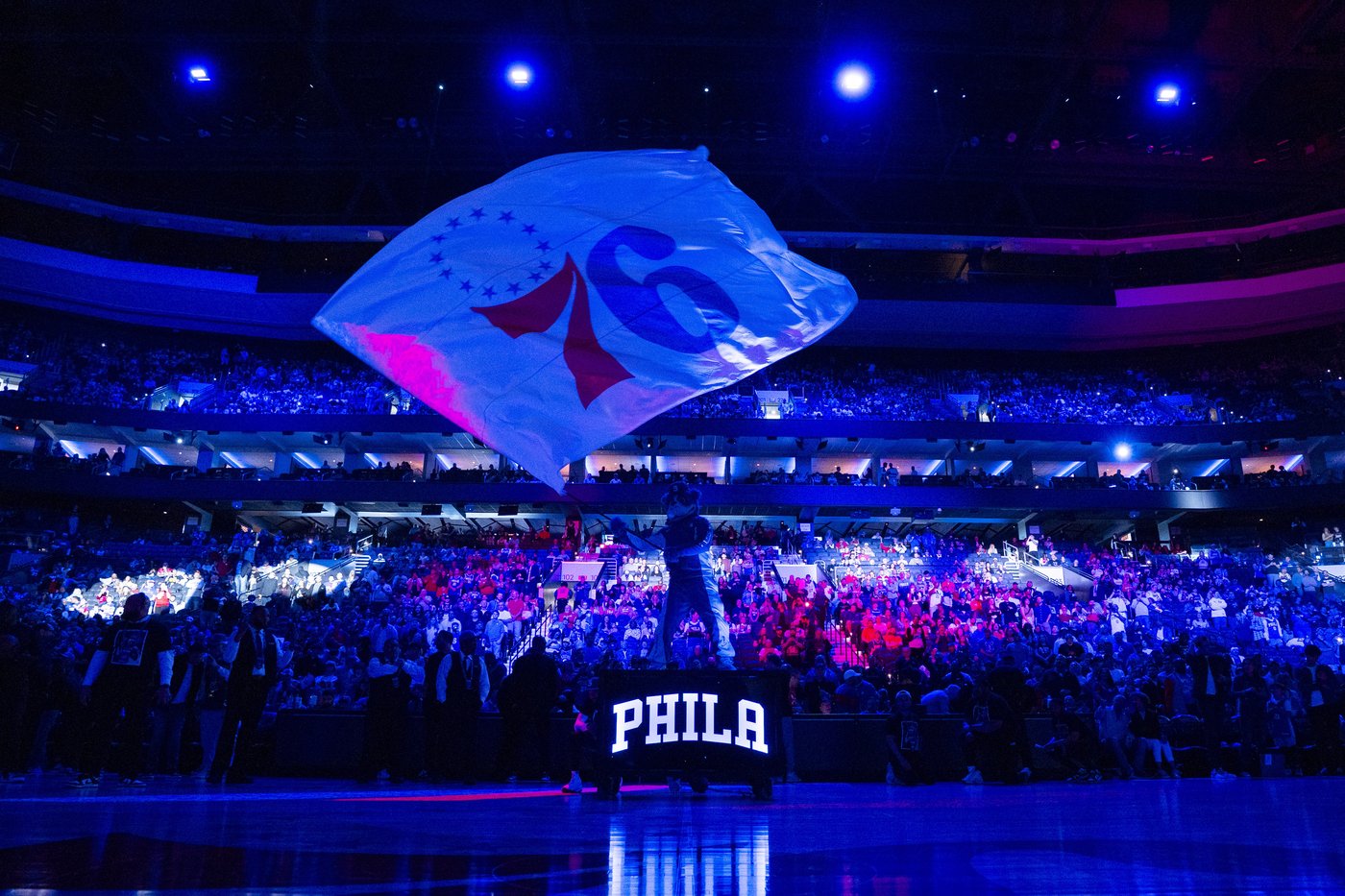 Philadelphia mayor announces new plan to keep 76ers arena in South Philadelphia, pursue WNBA team | iNFOnews.ca