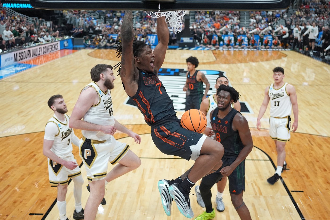Fletcher Loyer stars as Purdue advances to 3rd straight Sweet 16, beating Miami 79-69 | iNFOnews.ca Fletcher Loyer stars as Purdue advances to 3rd straight Sweet 16, beating Miami 79-69 | iNFOnews.ca
