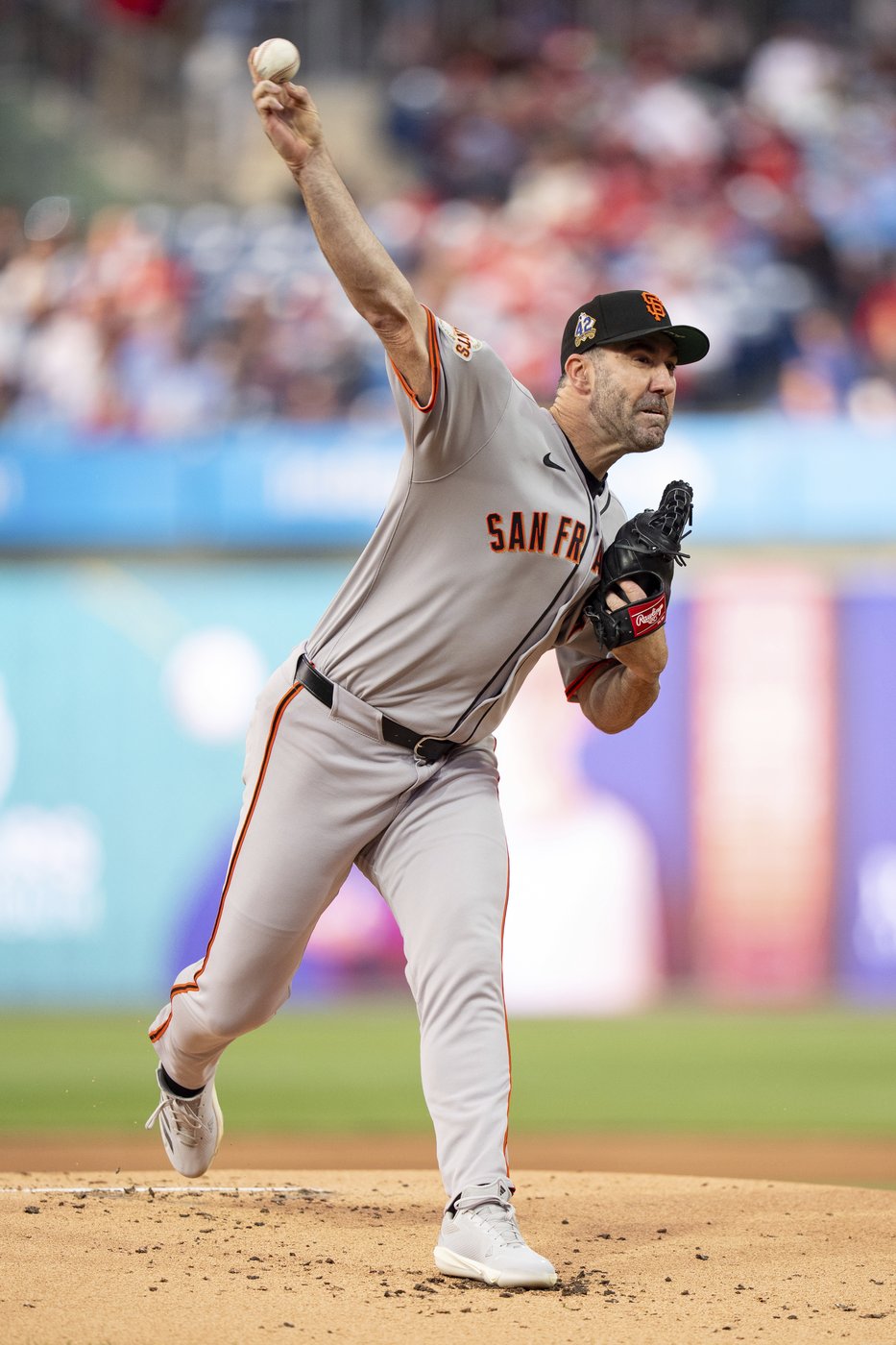 Harper and Realmuto homer to help lead the Phillies to a 6-4 win over the Giants | iNFOnews.ca