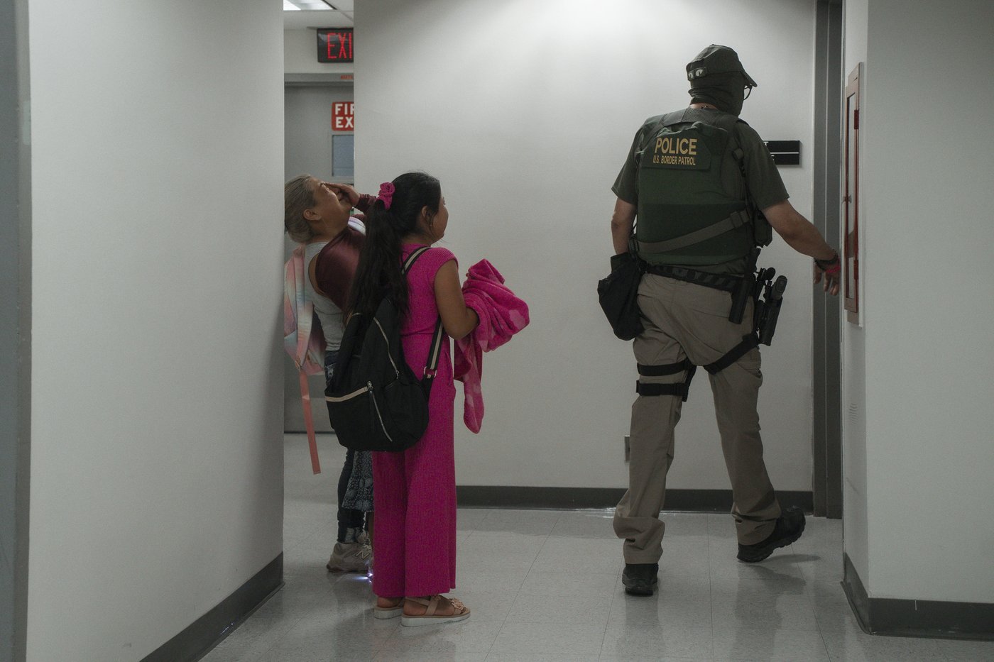 Migrants thought they were in court for a routine hearing. Instead, it was a deportation trap | iNFOnews.ca