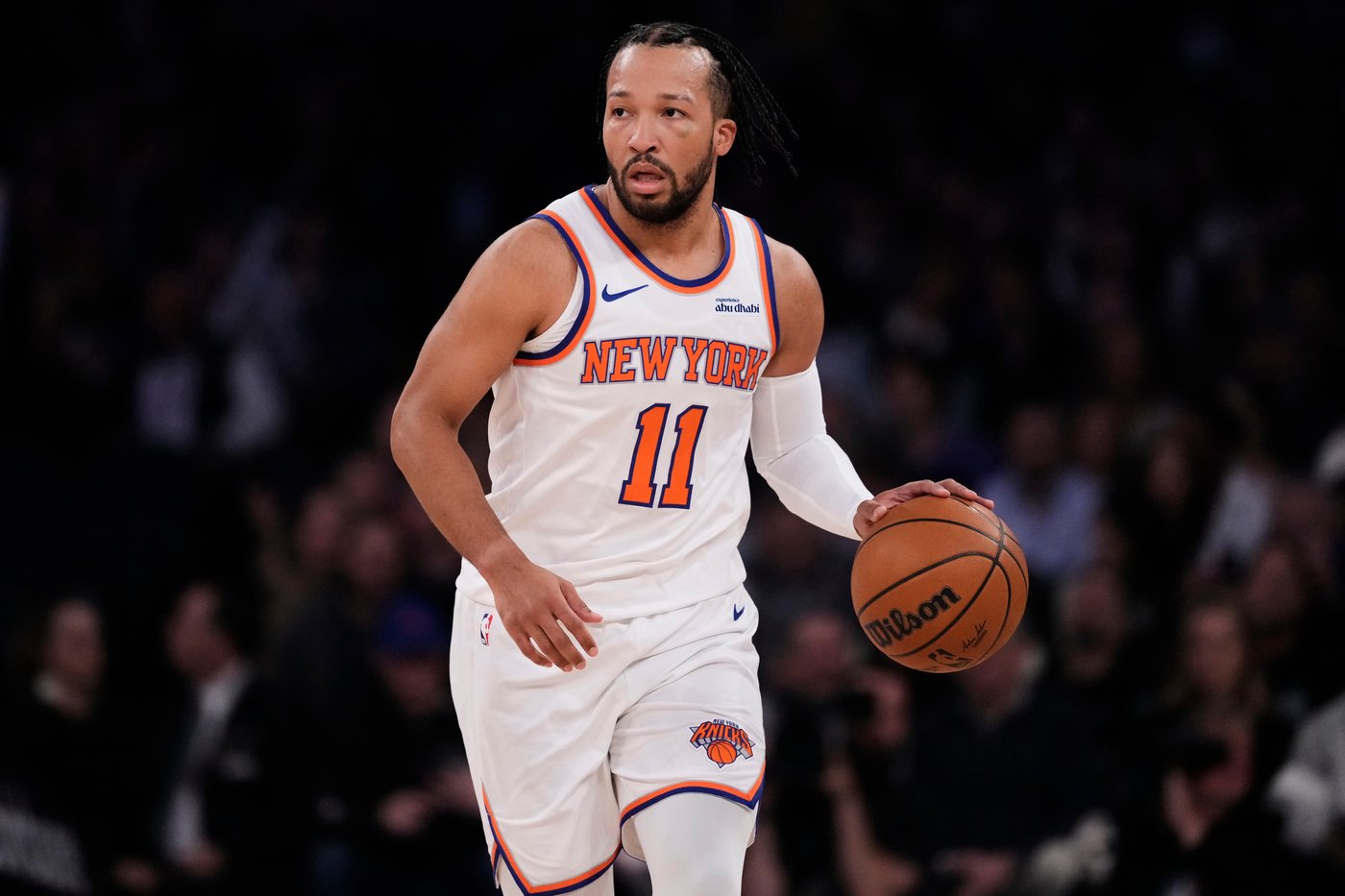 Knicks' Jalen Brunson has sprained right ankle, will miss at least 1 game, AP source says | iNFOnews.ca Knicks' Jalen Brunson has sprained right ankle, will miss at least 1 game, AP source says | iNFOnews.ca