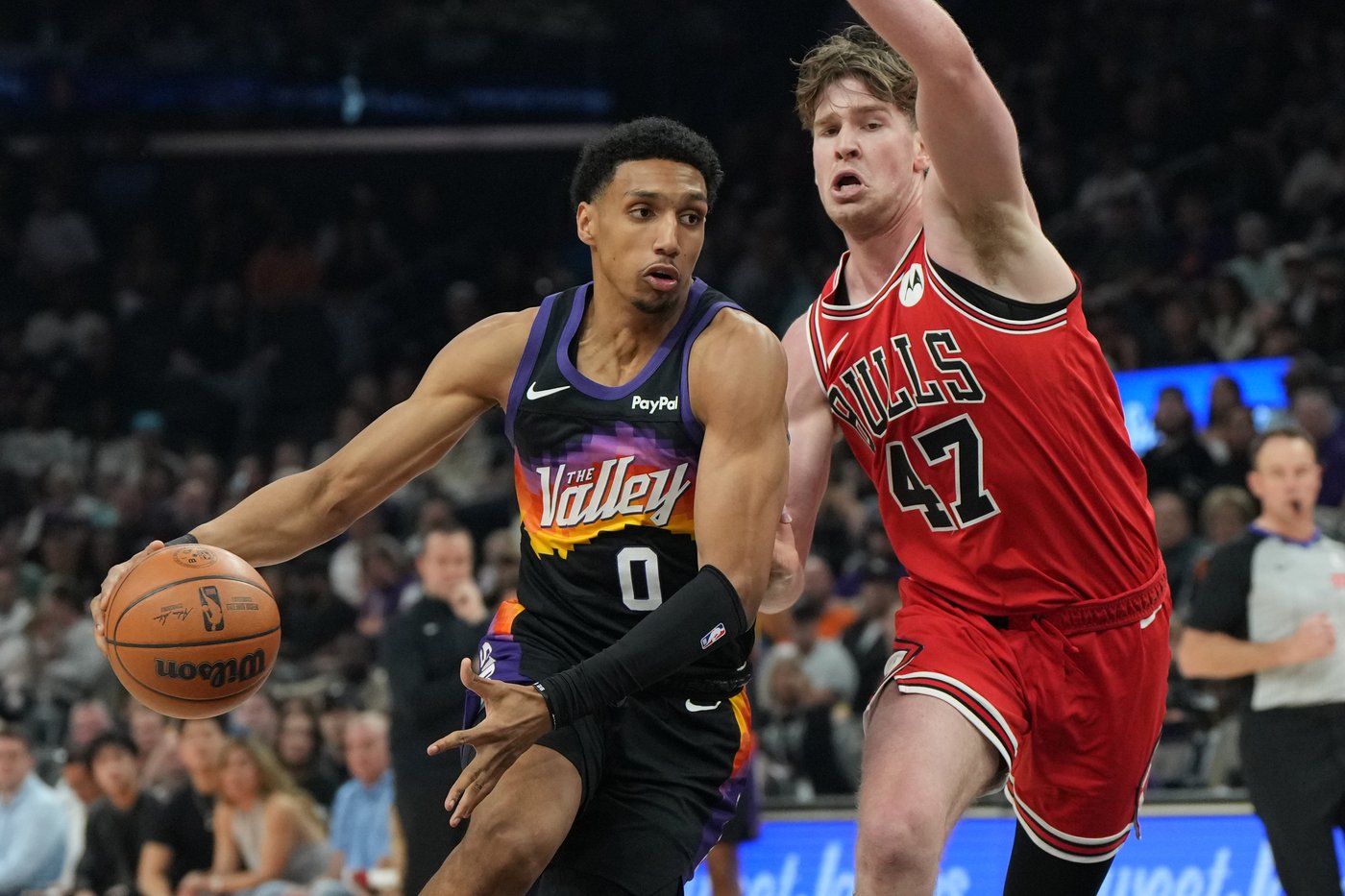 Bulls hold off the Suns 105-103 for their 2nd win in 3 games after an 11-game skid | iNFOnews.ca Bulls hold off the Suns 105-103 for their 2nd win in 3 games after an 11-game skid | iNFOnews.ca