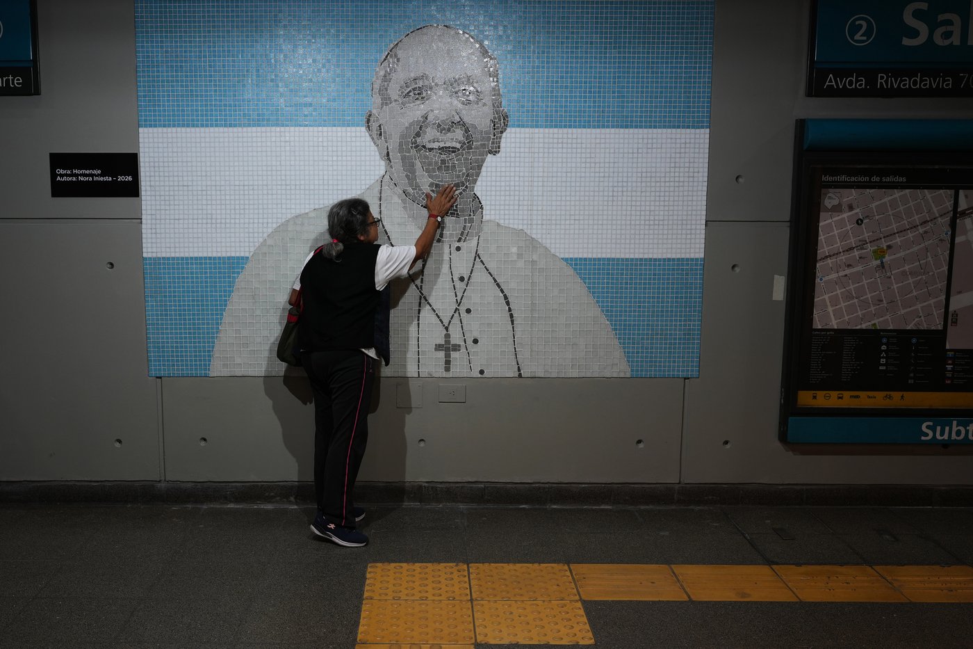 Pope Leo pays tribute to Pope Francis on the anniversary of his death | iNFOnews.ca Pope Leo pays tribute to Pope Francis on the anniversary of his death | iNFOnews.ca