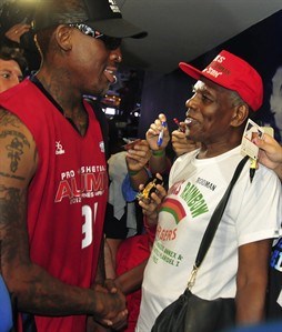 Former NBA star Dennis Rodman Finally meets his estranged father in Manila after 42 years | iNFOnews.ca