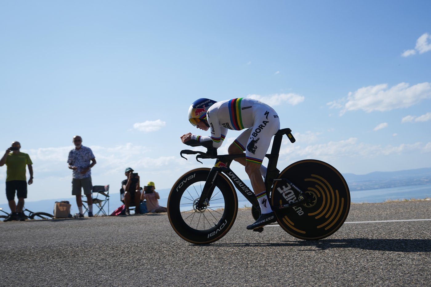 Evenepoel wins time trial for back-to-back Tour de France stage victories, Pogačar still leads | iNFOnews.ca