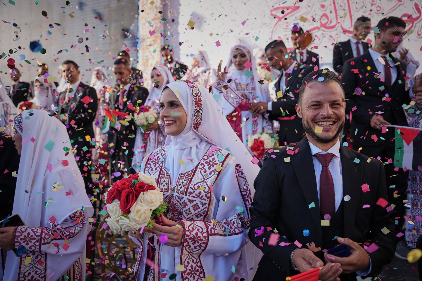 Mass wedding in Gaza celebrates new life after years of war and tragedy | iNFOnews.ca