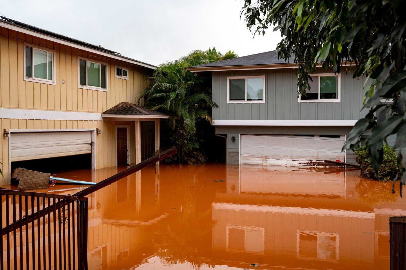 Hawaii’s worst flooding in 20 years threatens dam, prompts evacuations, as more rain looms | iNhome Hawaii’s worst flooding in 20 years threatens dam, prompts evacuations, as more rain looms | iNhome