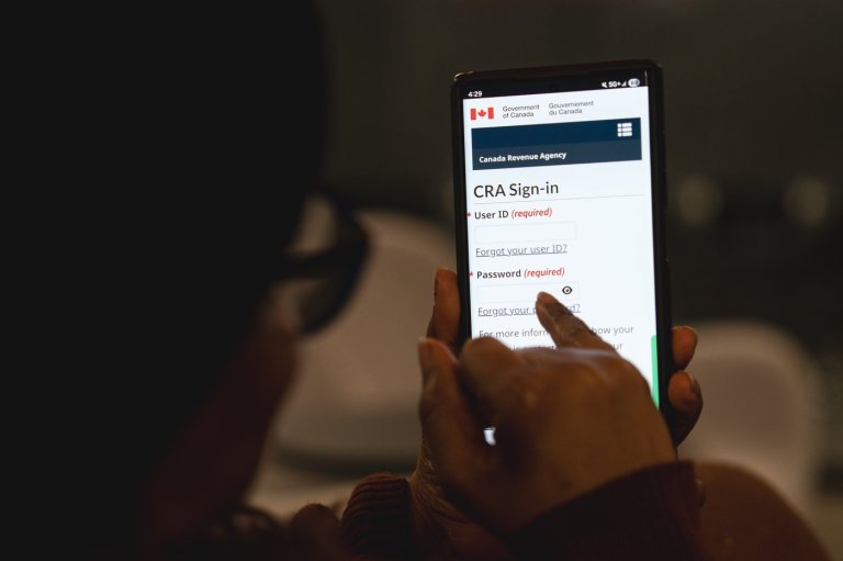 Canada-wide arrest warrant issued for man exposed in Panama Papers | iNFOnews.ca