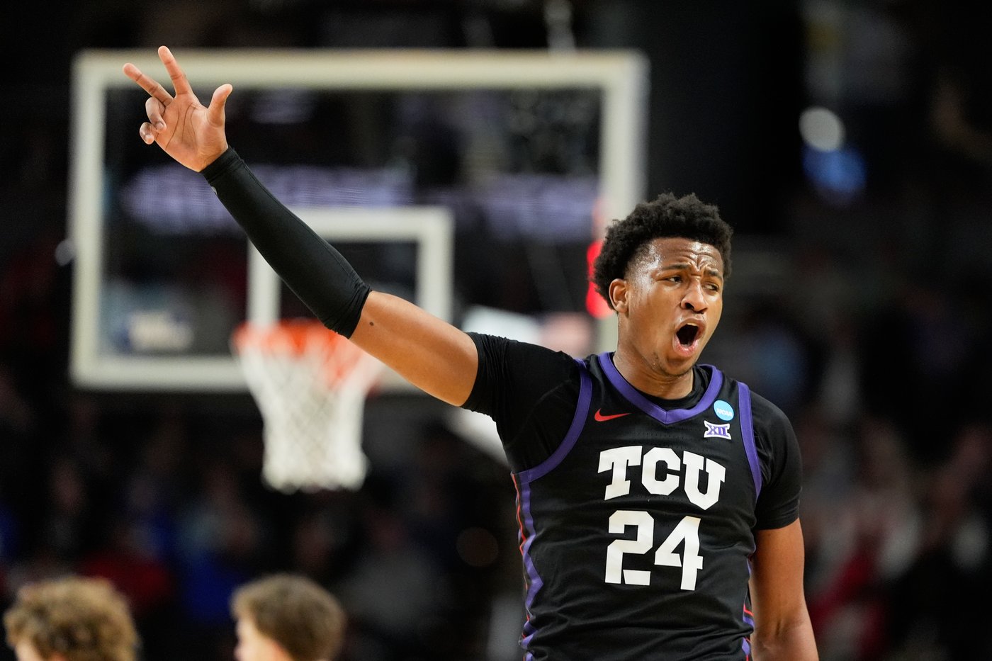 Xavier Edmonds' layup with 4.3 seconds left lifts TCU to 66-64 March Madness win over Ohio State | iNFOnews.ca