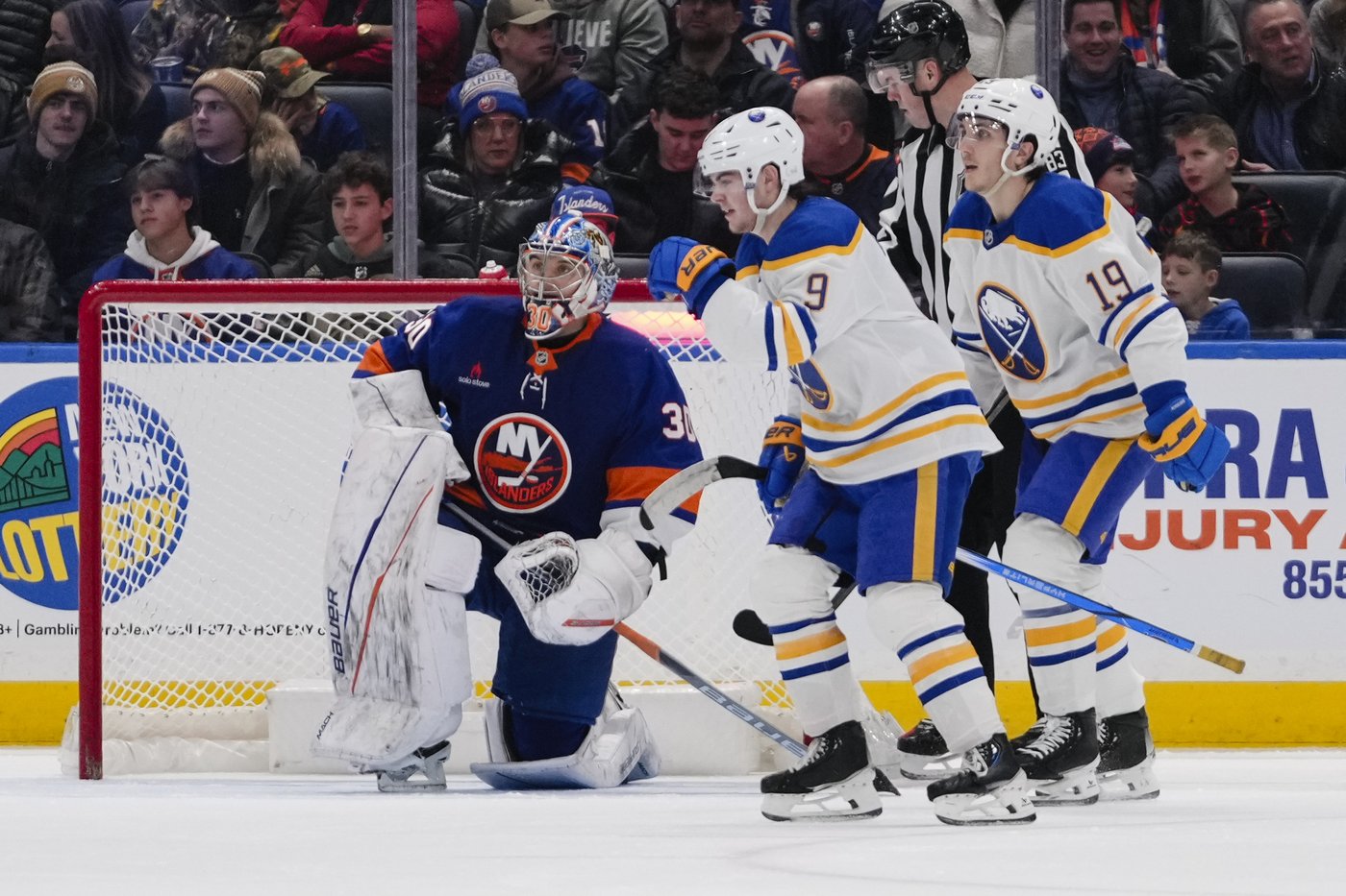 Rasmus Dahlin stars as the Sabres stop a 13-game slide by routing the Islanders 7-1 | iNFOnews.ca