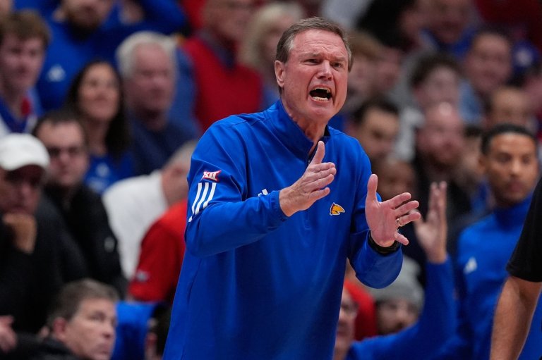 Coach Bill Self doesn't travel with No. 19 Kansas after going to the hospital, school says | iNFOnews.ca