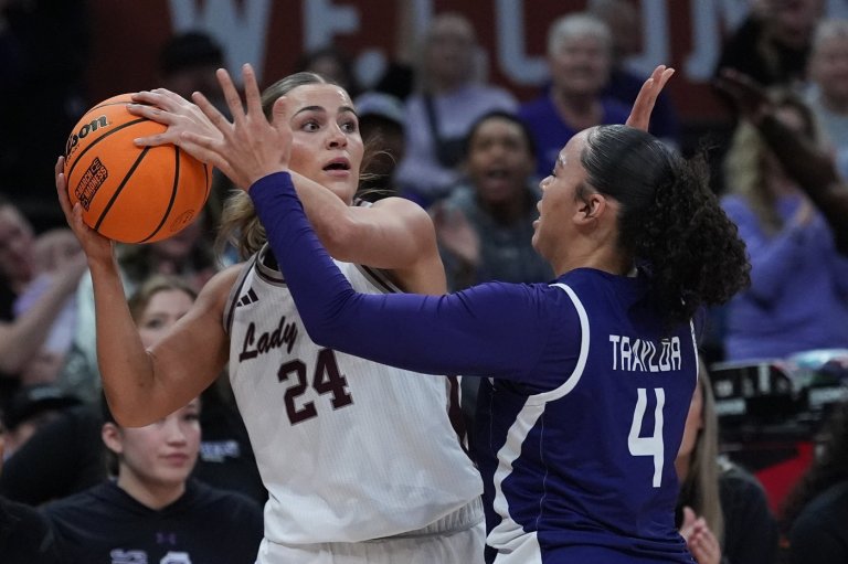 No. 1 seed Texas looking for another Carlton scoring turbo boost to start March Madness | iNFOnews.ca