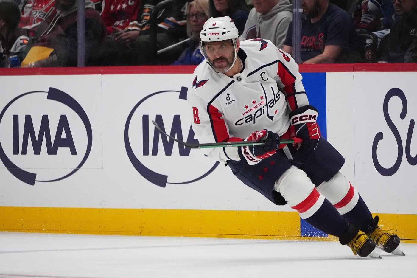McCann has 2 goals and 2 assists to lead the Kraken to a 5-1 win over the Capitals | iNFOnews.ca