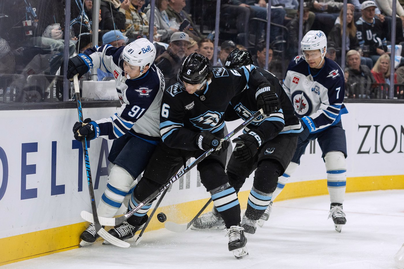 Clayton Keller scores in overtime to give Mammoth 4-3 win over Jets | iNFOnews.ca