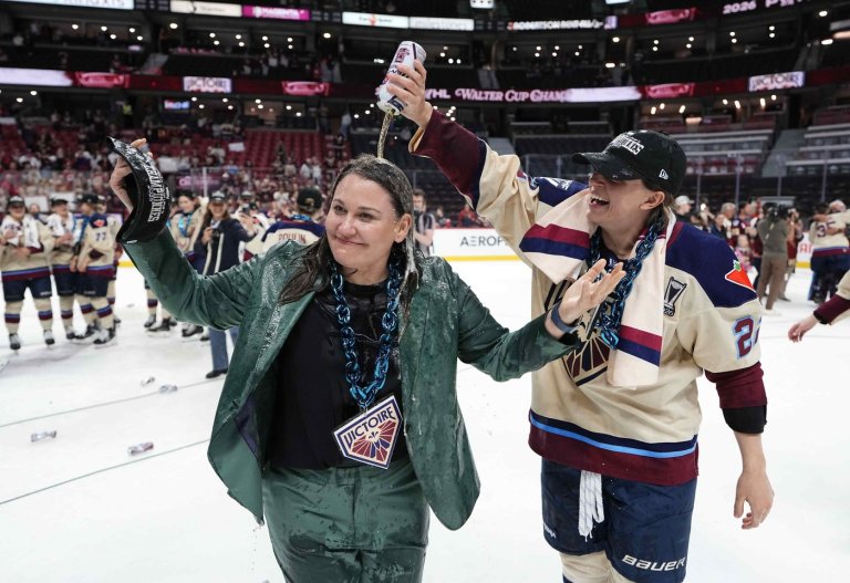 Cheverie up for second straight PWHL coach award, MacLeod and Sparre also finalists | iNFOnews.ca
