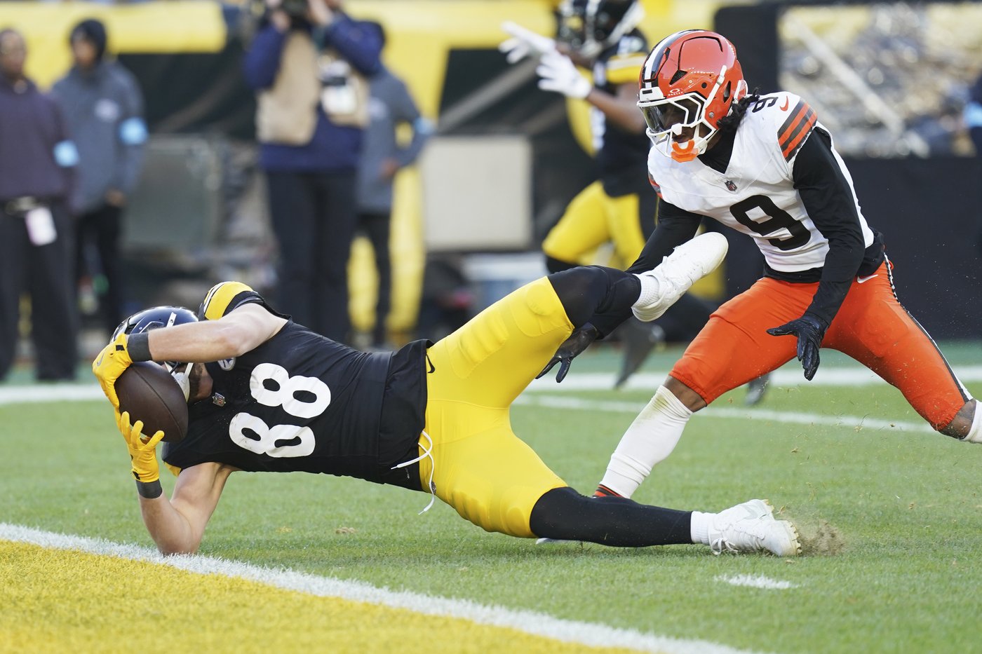 A hamstring injury silenced George Pickens. His Steelers teammates picked up the slack vs. Browns | iNFOnews.ca A hamstring injury silenced George Pickens. His Steelers teammates picked up the slack vs. Browns | iNFOnews.ca