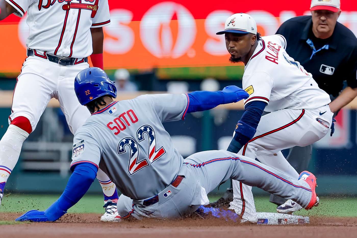 Braves unleash 5 homers in a 14-3 rout of the Mets as Chris Sale earns win | iNFOnews.ca Braves unleash 5 homers in a 14-3 rout of the Mets as Chris Sale earns win | iNFOnews.ca