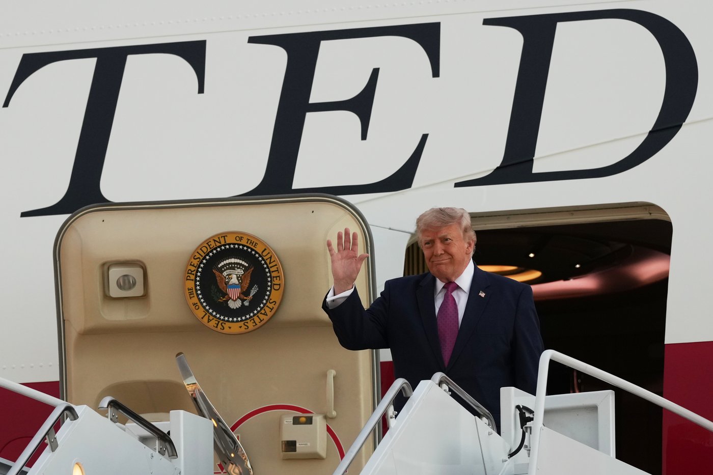 Multiple New York Times reporters issued subpoenas over Air Force One reporting | iNFOnews.ca Multiple New York Times reporters issued subpoenas over Air Force One reporting | iNFOnews.ca
