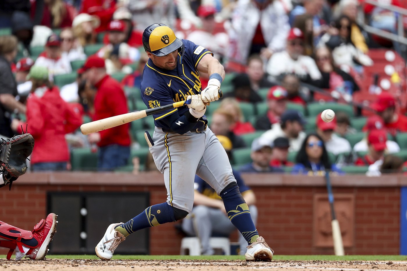 Christian Yelich's 2 hits, 2 RBIs lead Brewers past Cardinals 7-1, avoiding a series sweep | iNFOnews.ca Christian Yelich's 2 hits, 2 RBIs lead Brewers past Cardinals 7-1, avoiding a series sweep | iNFOnews.ca