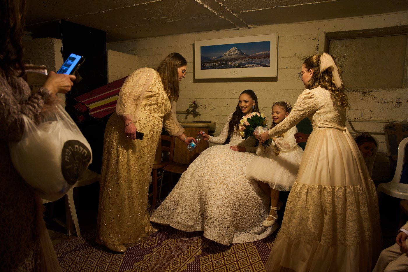 PHOTO ESSAY: Life goes on underground in Israel, in scenes both real and surreal | iNFOnews.ca