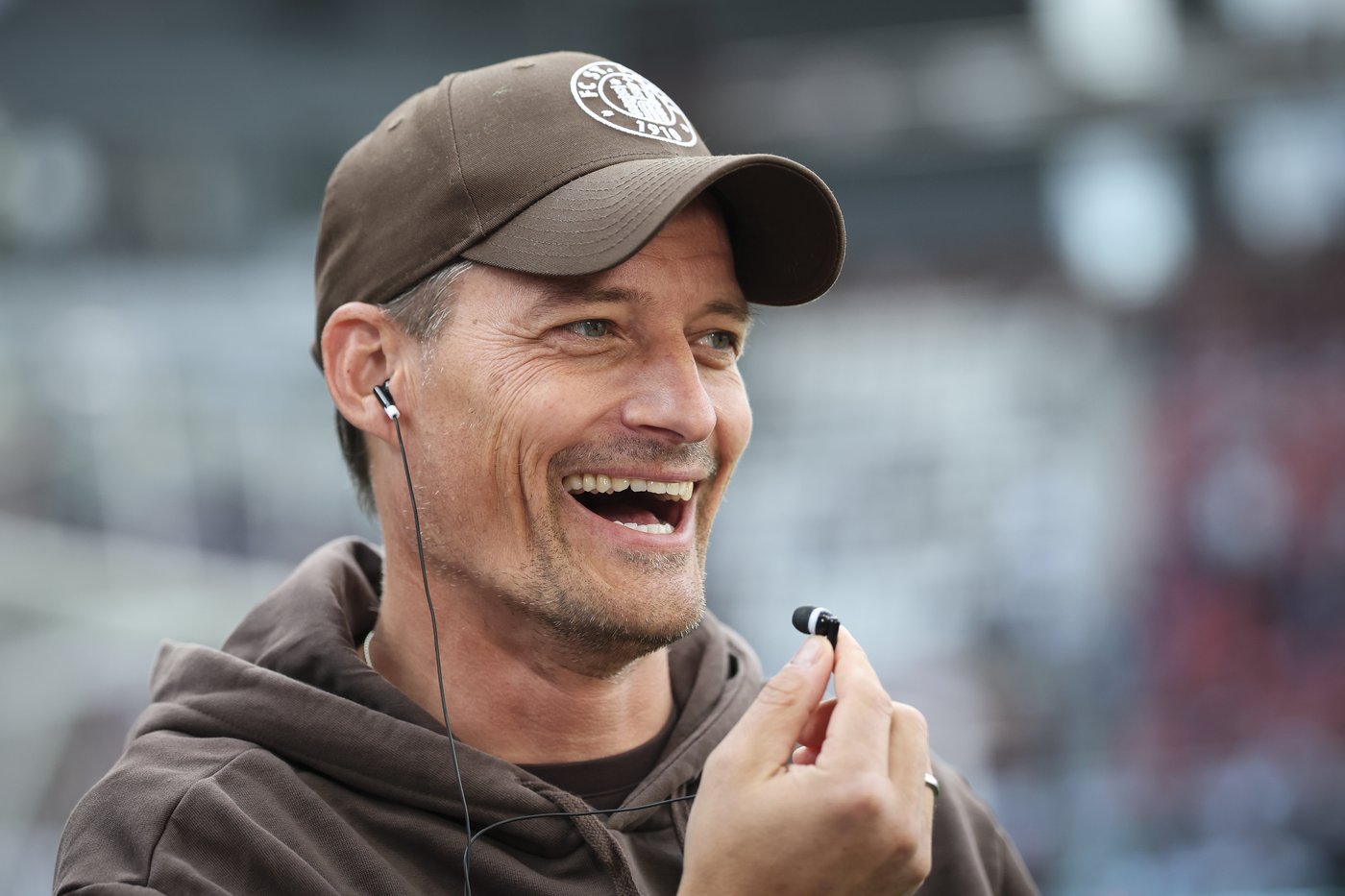 St. Pauli beats Augsburg 2-1 to stay unbeaten in Bundesliga, Bremen routs Gladbach 4-0 | iNFOnews.ca
