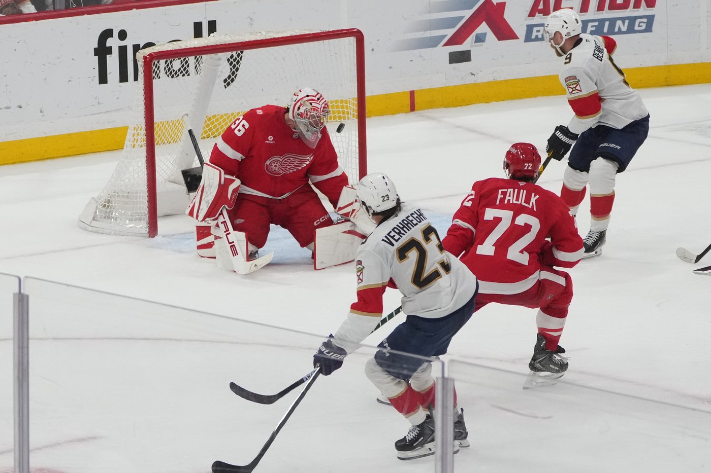 Carter Verhaeghe scores 2 late goals, rallying Panthers to 4-3 win over Red Wings | iNFOnews.ca Carter Verhaeghe scores 2 late goals, rallying Panthers to 4-3 win over Red Wings | iNFOnews.ca